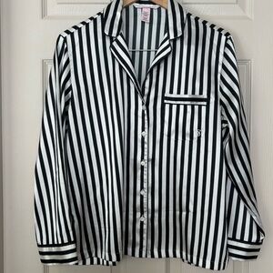 NWOT Victoria's Secret PJ Top